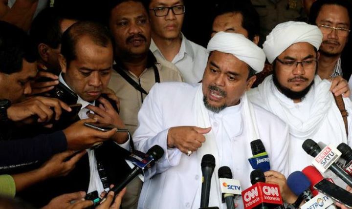 Alumni 212 Minta Rizieq Shihab Tak Ditangkap saat Pulang