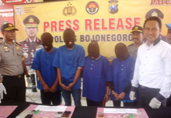 Dua Kasus Narkoba dengan Empat Tersangka, Berhasil Diungkap Sat Reskoba Polres Bojonegoro