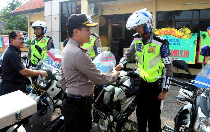 Kapolres Bojonegoro Pimpin Apel Gelar Pasukan Operasi Patuh Semeru 2018