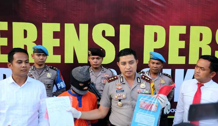 Diduga Pungli, Kades Laban Menganti Diamankan Unit Tindak Pidana Korupsi Polres Gresik