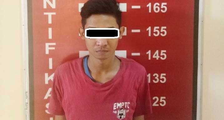 Polisi Tangkap Pelaku Yang Edarkan Pil Double L, di Warkop Wi-fi Gunungsari, Baureno