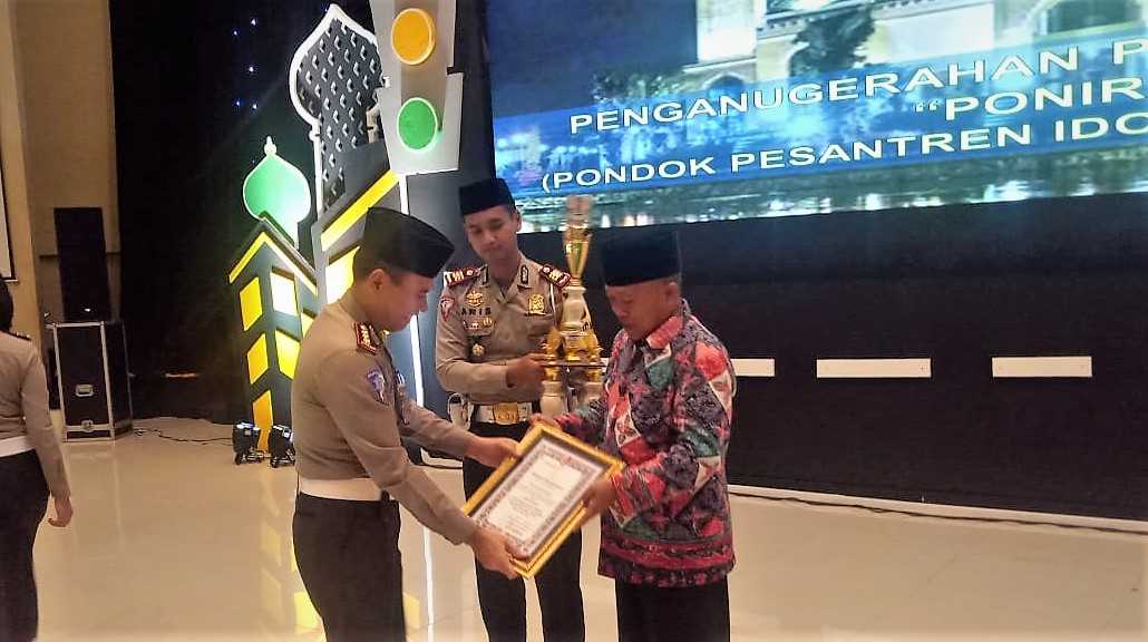 Polres Bojonegoro Sabet Penghargaan Poniras, Yang Digelar Ditlantas Polda Jatim