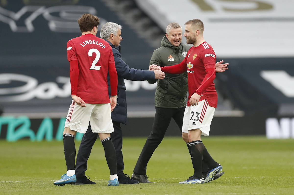 Sudah Tahu Luke Shaw Permalukan Jose Mourinho di Stadion Olimpico, Kandang AS Roma? Rakyatnesia