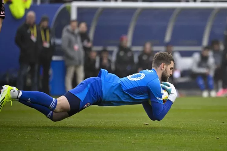 Profil Maarten Paes, Calon Kiper Timnas yang Tepis Tendangan Lionel Messi dan Bawa Timnya Menang atas Inter Miami , Bola Terkini