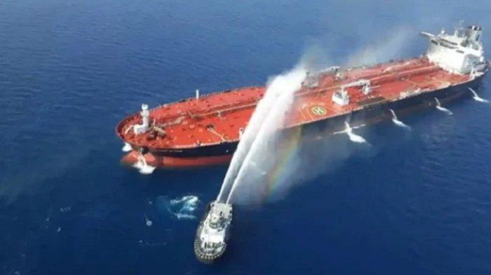 Rudal Houthi Ledakkan Kapal Tanker Minyak As Di Teluk Aden