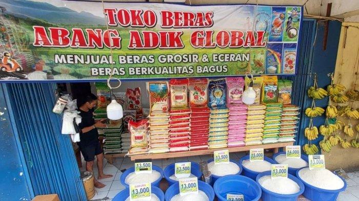 Pak Jokowi! Harga Beras Telah Naik Dari Rp8.000 Jadi Rp17.000 Per Liter Dan Sekarang Menjadi Langka