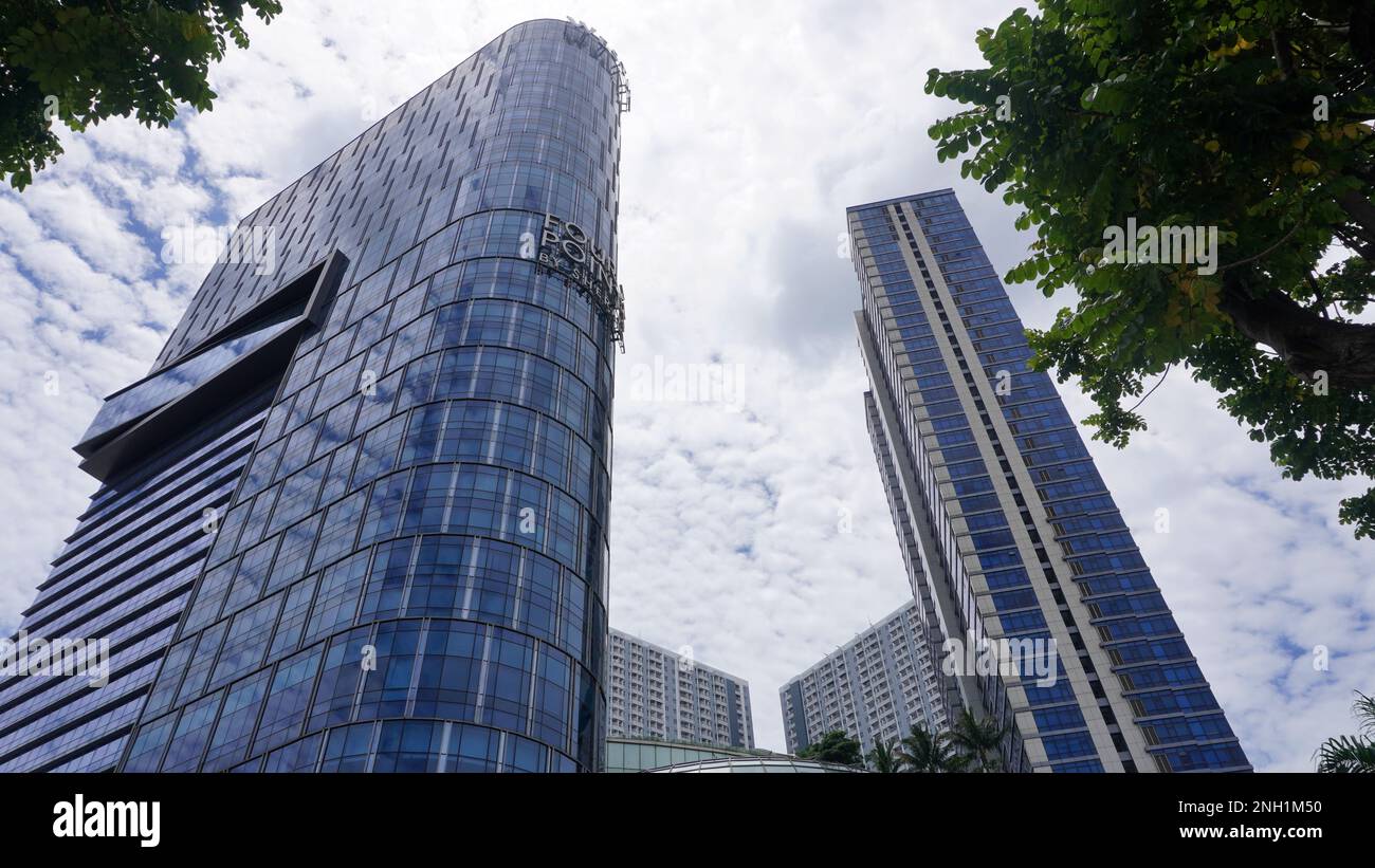 BNI Pakuwon Trade Center: Jantung Layanan Perbankan di Surabaya Barat