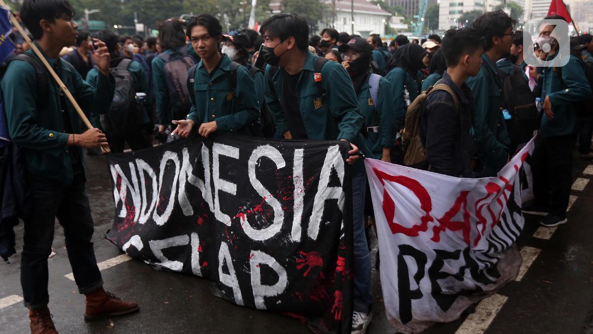Gelombang Protes Global: Dari Jakarta hingga Paris, Analis Hubungan Internasional Ungkap Globalisasi sebagai Pemicu Utama.