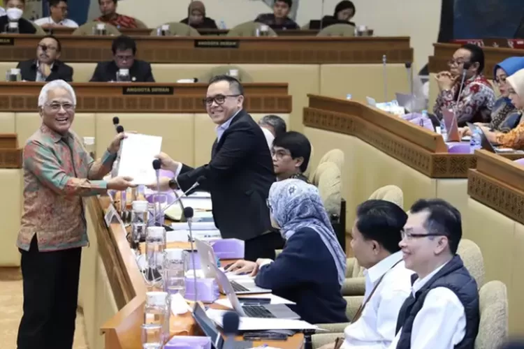 Kemenpan RB Resmi Umumkan Hasil PPPK Paruh Waktu 2025: Cek Daftar Lulus dan Panduan Pemberkasan Lengkap!