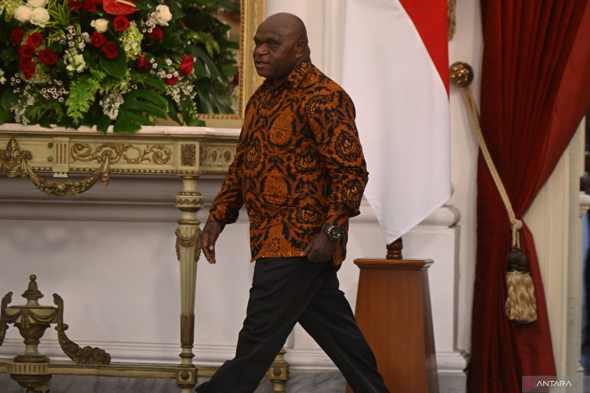 Bantah Keracunan MBG Pelanggaran HAM, Menteri Natalius Pigai Minta Komnas HAM Banyak Belajar: Supaya Tidak Asal Bicara