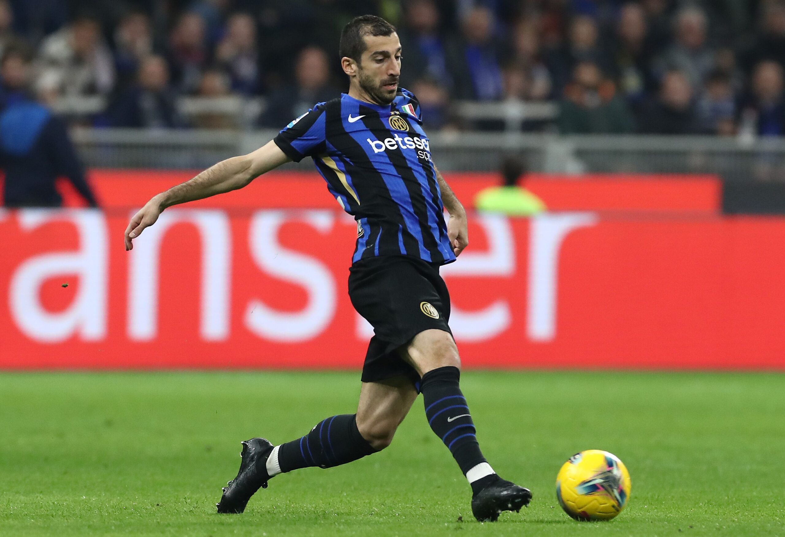 Meski Tampil Energik Di Usia 37 Tahun, Masa Depan Henrikh Mkhitaryan Di Inter Milan Masih Abu-Abu!