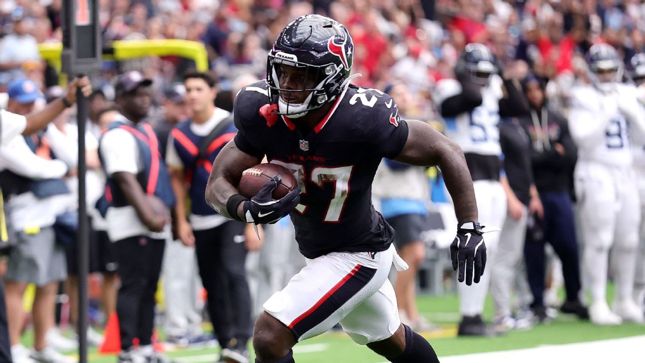 Dameon Pierce Out, Devin Singletary In: Texans RB Carousel Continues