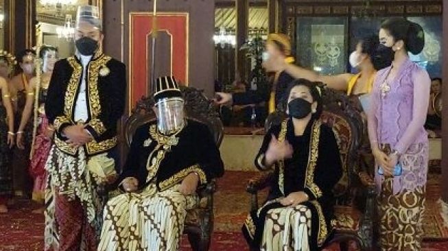 Gusti Purbaya: Sang Pewaris Takhta Keraton Surakarta di Tengah Kabut Duka dan Aspirasi Generasi Baru