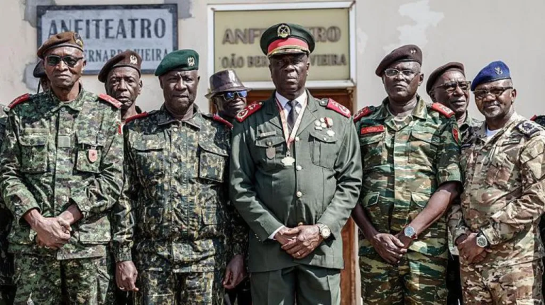 Jenderal Angkatan Darat Guinea-Bissau Dilantik Menjadi Presiden Sehari Setelah Dugaan Kudeta