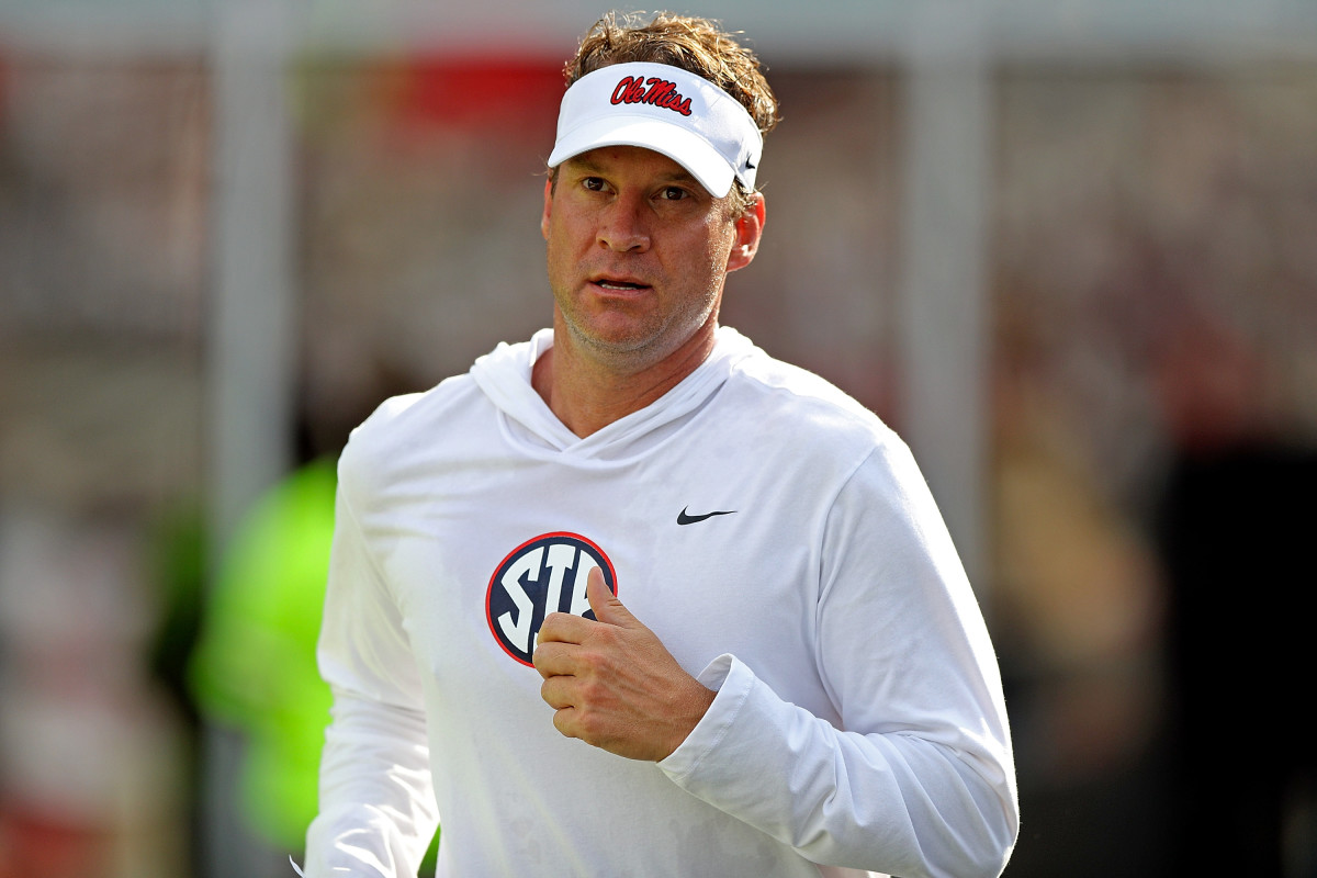 Lane Kiffin’s Crossroads: Ole Miss Tenure Hangs in Balance Amidst LSU Speculation as CFP Beckons