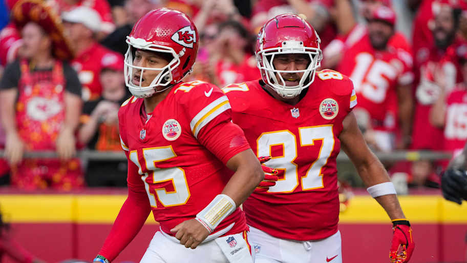 Mahomes Takes Responsibility as Chiefs’ AFC West Title Hopes Diminish Following Narrow Loss to Broncos