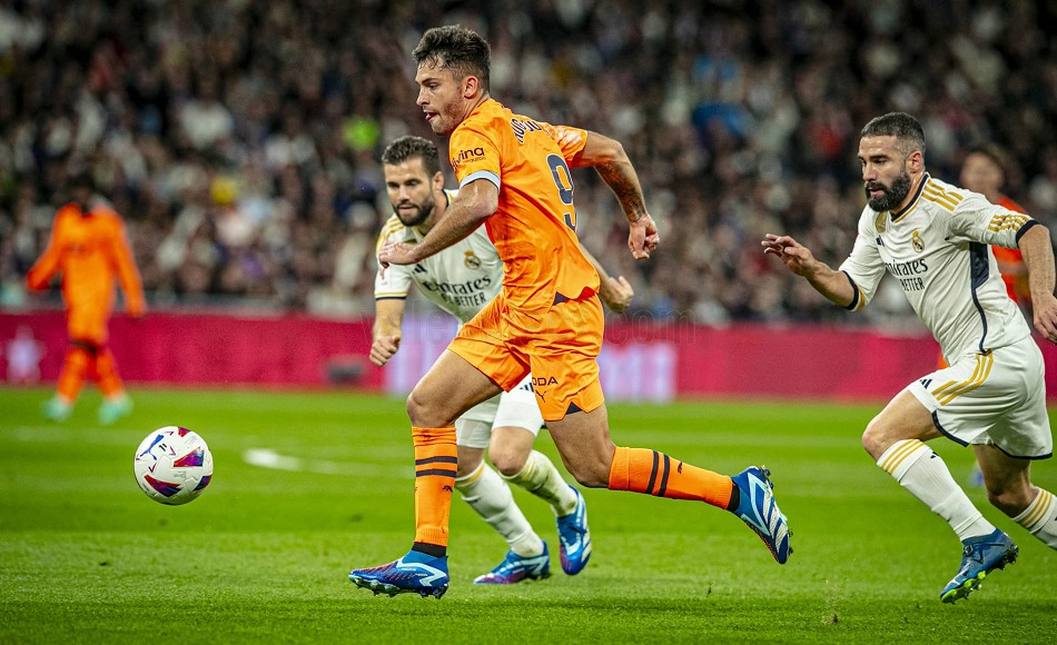 Real Madrid Tanpa Ampun Hancurkan Valencia: Kemenangan Telak di Santiago Bernabéu