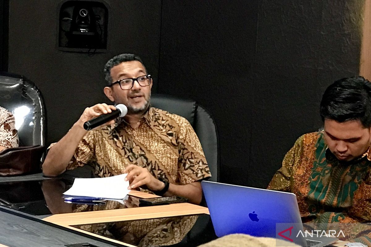Reformasi Polri: Chusnul Chotimah Sindir "Omon-omon", Presiden Prabowo Tegaskan Pentingnya Keterlibatan Kapolri Aktif dalam Komisi Reformasi