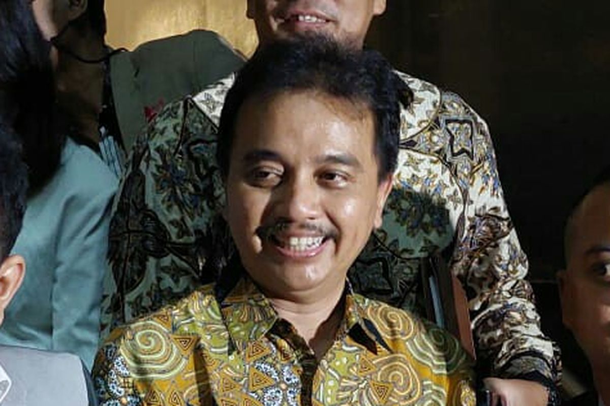 Roy Suryo Tidak Pingsan Usai Jadi Tersangka, Hoaks Video Kelelahan Jadi Senjata