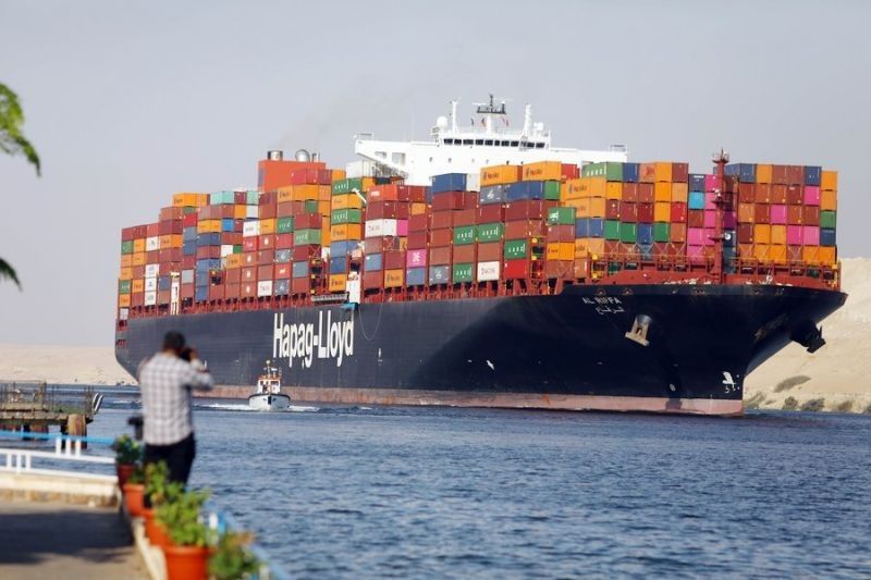 Terusan Suez Kembali Menjadi Urat Nadi Perdagangan Global: Pendapatan Mesir Melonjak 14,2 Persen Pasca Meredanya Ketegangan Laut Merah