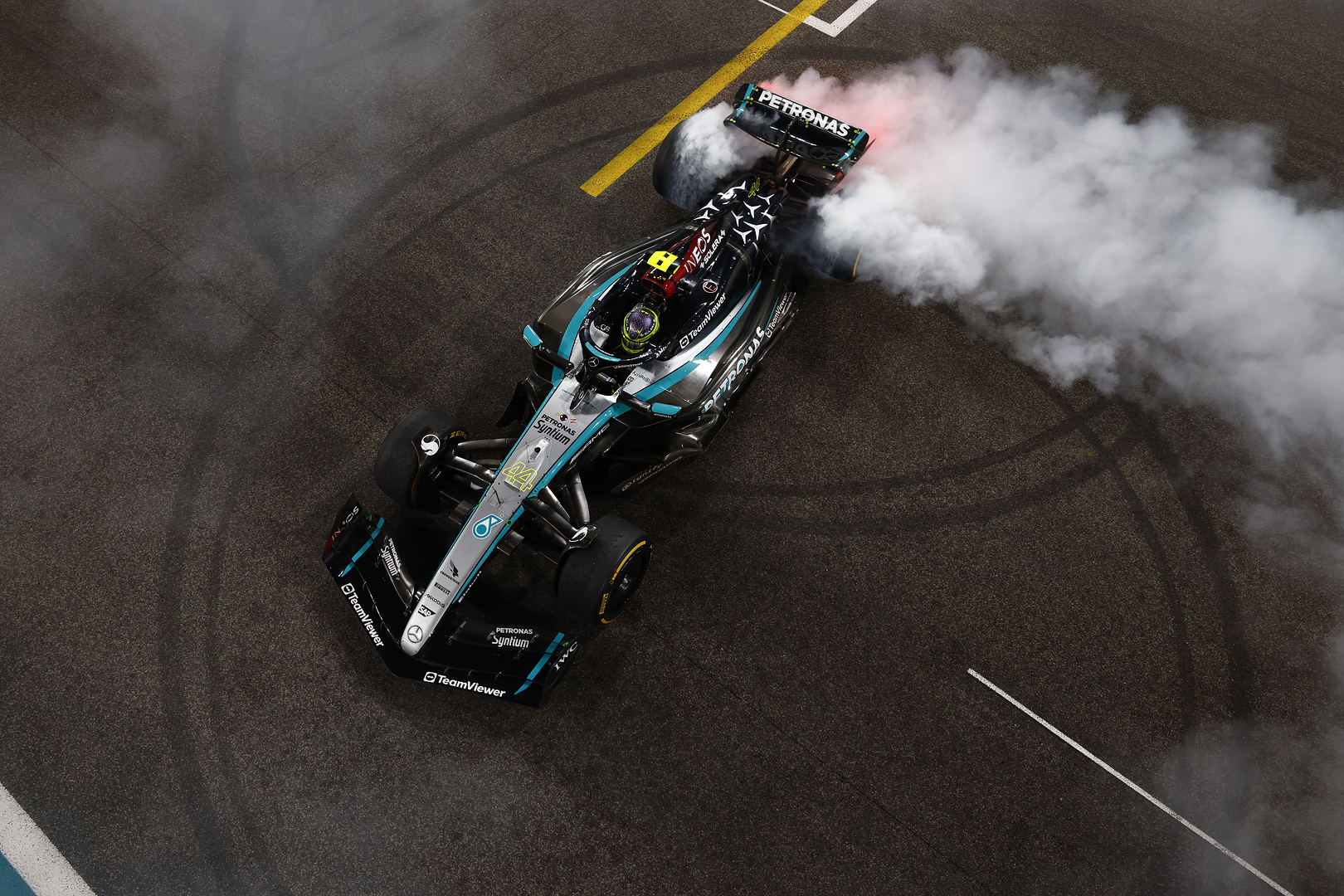 Abu Dhabi Grand Prix: Lewis Hamilton Expresses "Unbearable Anger and Rage" After Qualifying Stumble