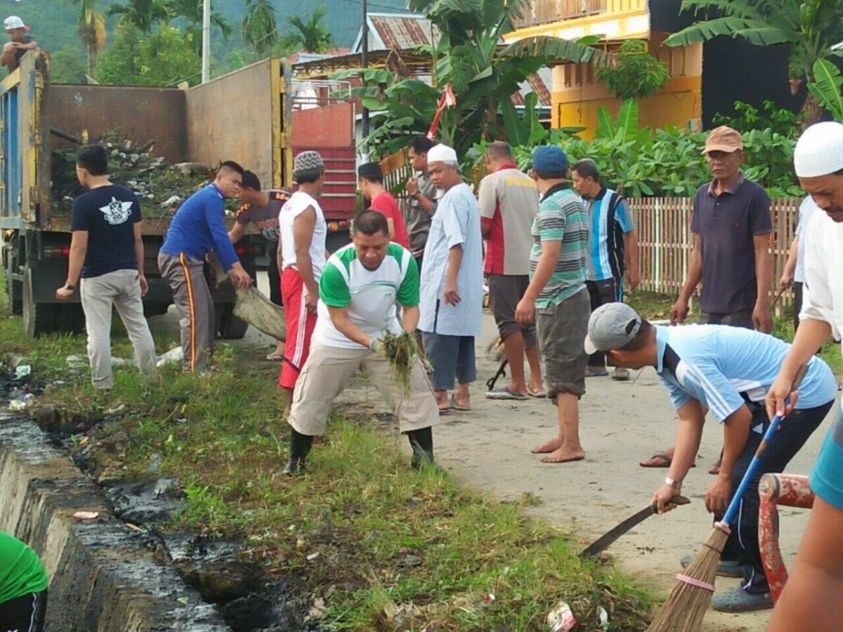 Aksi Sosial di Bantar Gebang, 98 Resolution Network Serukan Gotong Royong untuk Korban Bencana