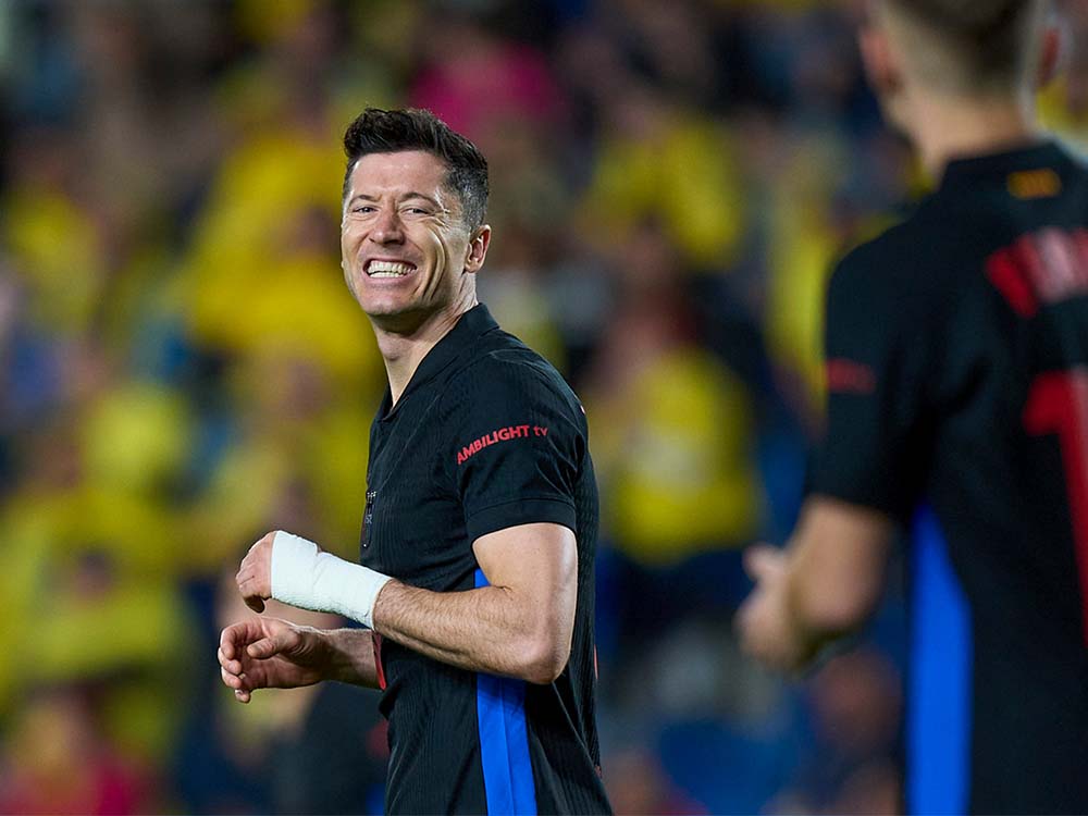 Barcelona Terbuka Perpanjang Kontrak Robert Lewandowski