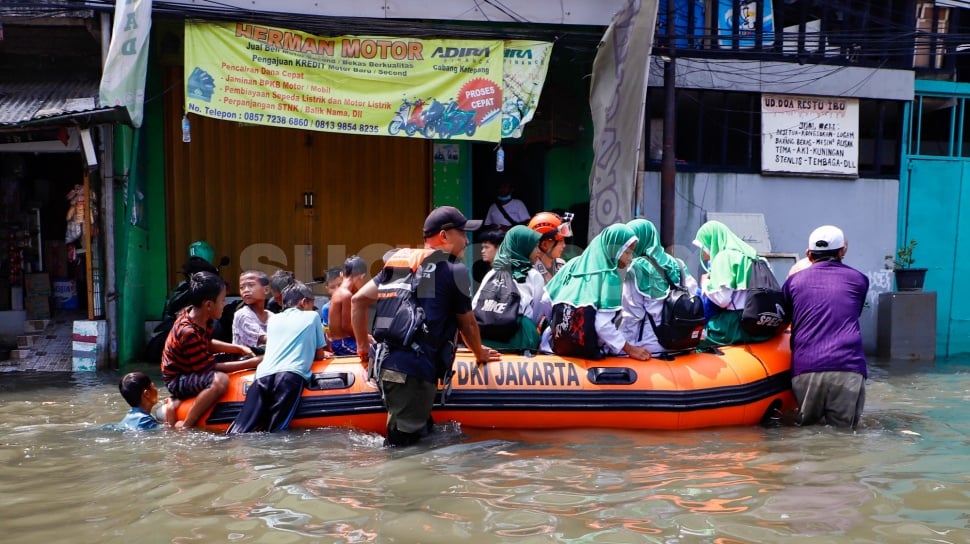 Kepulauan Seribu dan Jakarta Utara Diterjang Banjir Rob Parah: 16 RT dan 3 Ruas Jalan Terendam Siang Ini