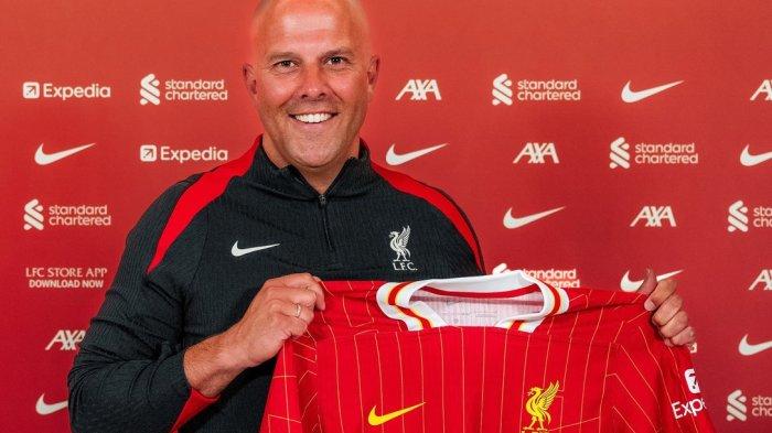 Liverpool Pulang ke Anfield dengan Tekanan Berat, Arne Slot Tegaskan Satu Tuntutan
