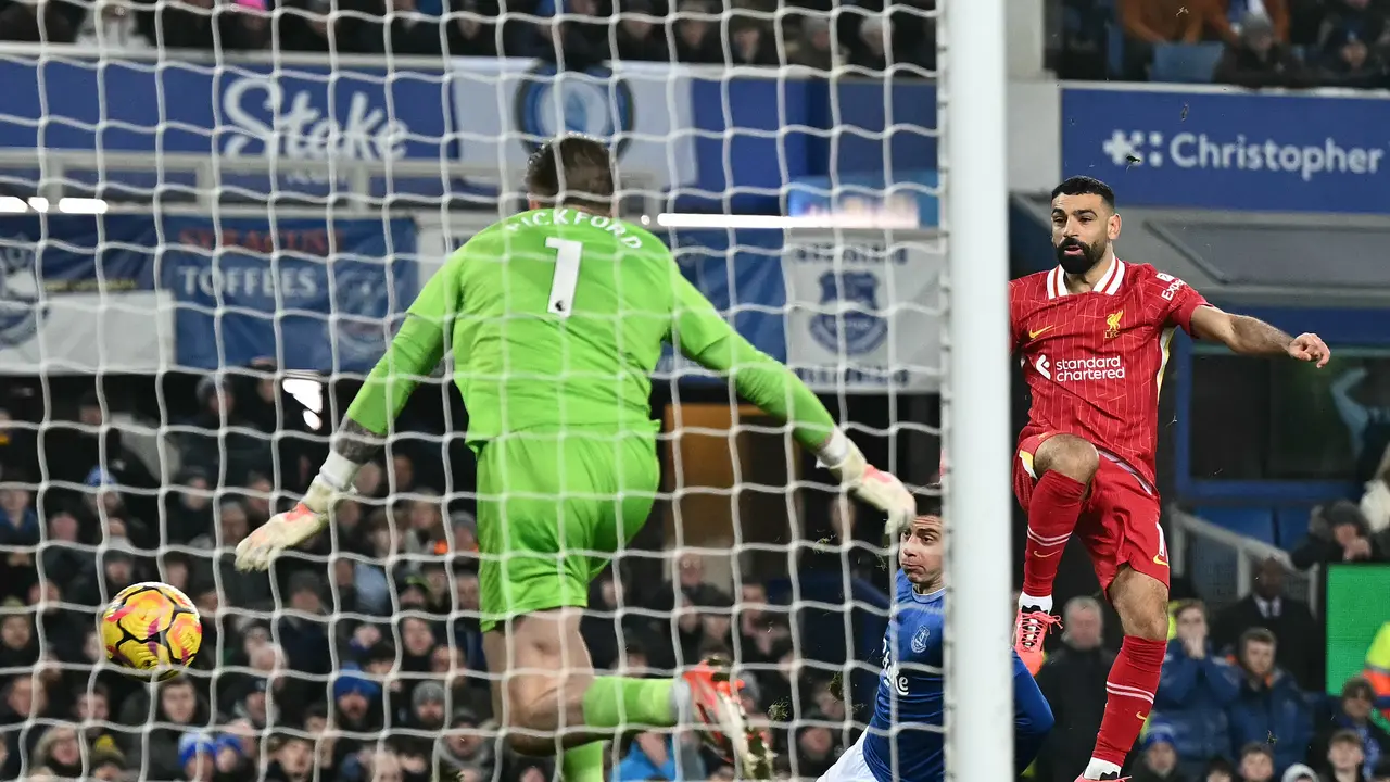Masa Depan Mohamed Salah di Liverpool Masih Tanda Tanya di Tengah Minat Saudi dan Ketidakpastian Internal