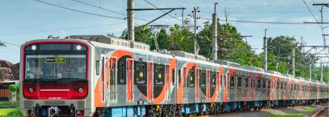 Perpanjangan Rute KRL Cikarang ke Cikampek-Karawang: Jawaban atas Kebutuhan Mobilitas Tinggi Pekerja dan Potensi Ekonomi