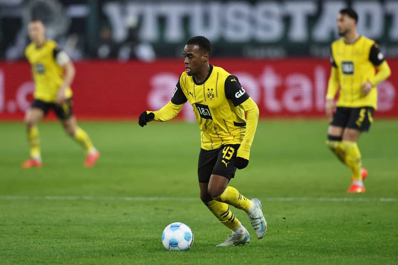 Prediksi Borussia Dortmund vs Monchengladbach 20 Desember 2025: Duel Sengit di Signal Iduna Park