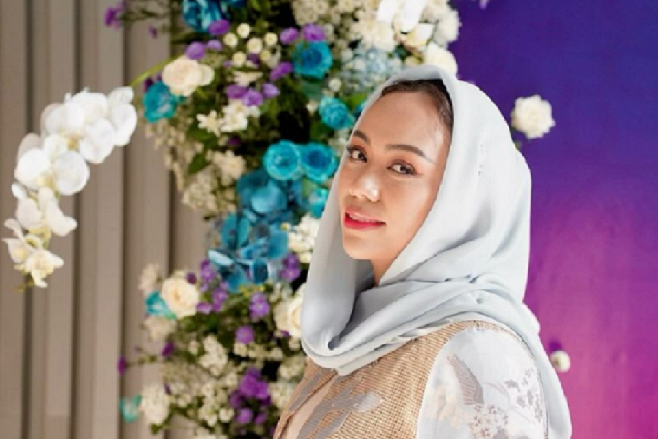 Zita Anjani Heran dengan Munculnya Kayu-Kayu Besar Saat Banjir di Sumatera, Netizen Sarankan Bertanya pada Sang Ayah: "Coba Tanya Bapakmu!"
