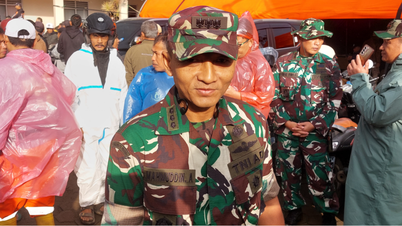 23 Anggota TNI Diduga Hilang Akibat Longsor di Cisarua Bandung, Kodam Siliwangi Lakukan Penelusuran