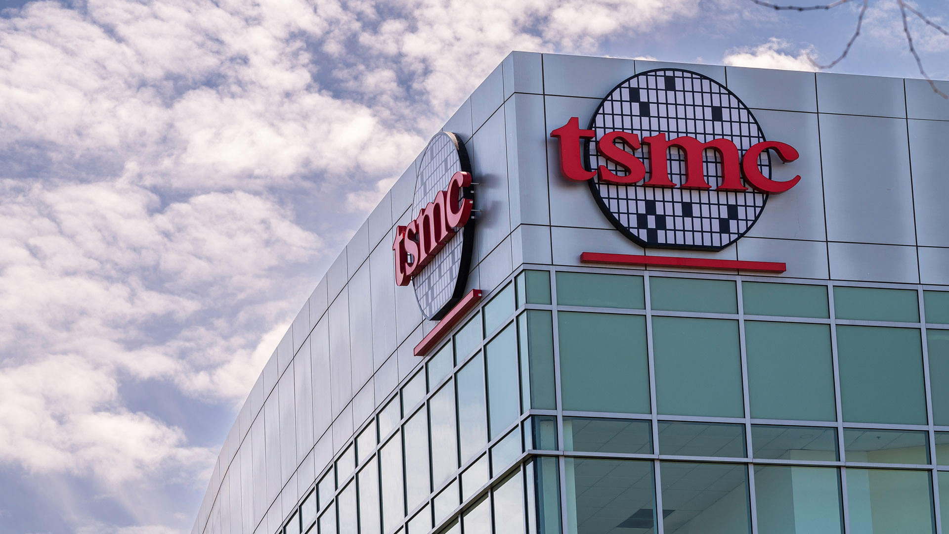 Apple Tergeser dalam Antrean Chip TSMC: Dominasi AI Mengubah Peta Prioritas Produksi Semikonduktor Canggih