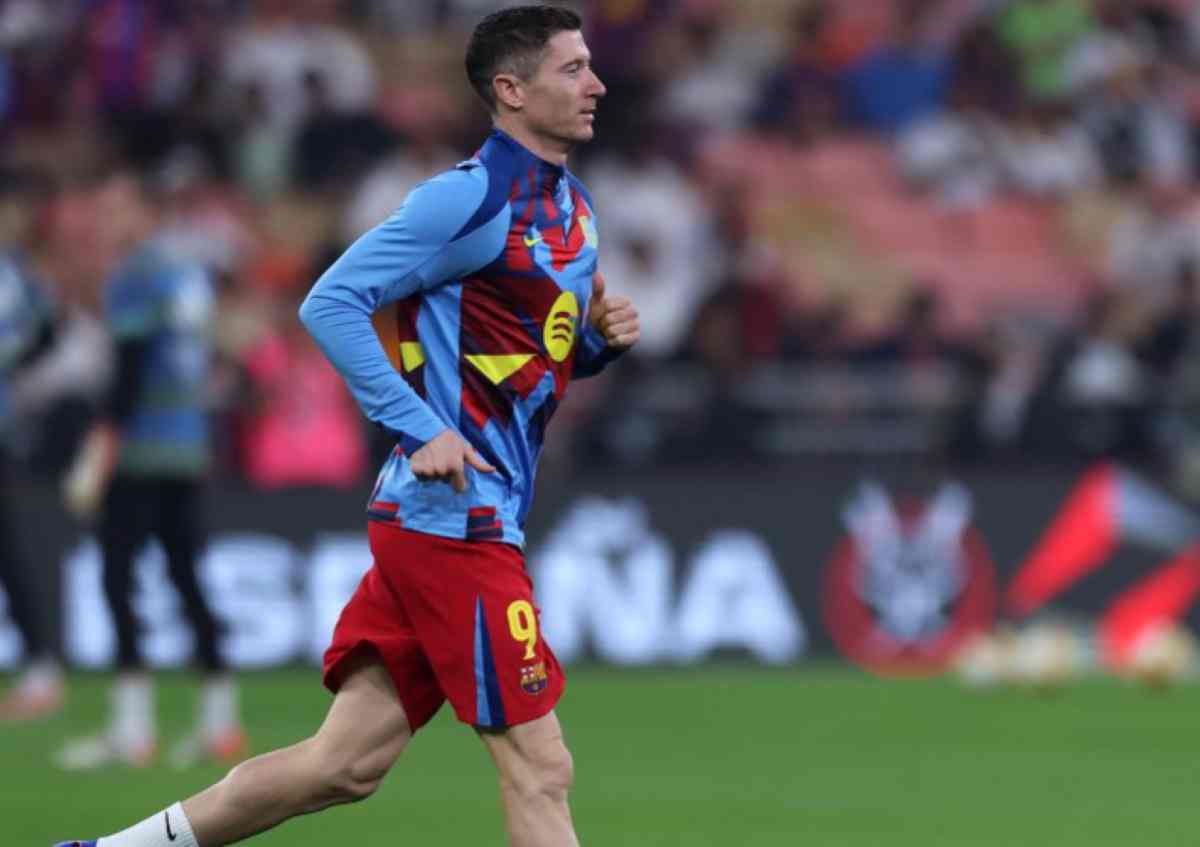 Barcelona Ajukan Dua Syarat Tegas Jika Robert Lewandowski Ingin Memperpanjang Kontraknya di Camp Nou