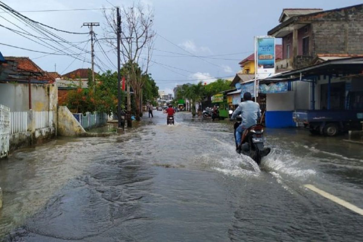 Jawa Barat Waspada: Hujan Ekstrem Berpotensi Mengguyur Selama Tiga Hari ke Depan, Potensi Bencana Meningkat