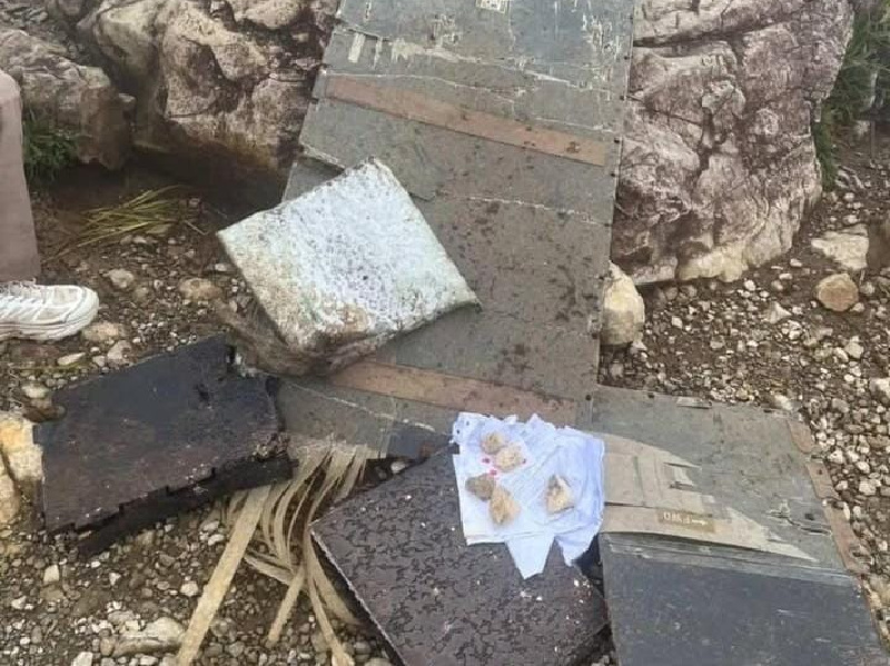 Pendaki Temukan Serpihan Diduga Pesawat ATR 42-500, Ada Buku Pilot dan Isi Penting
