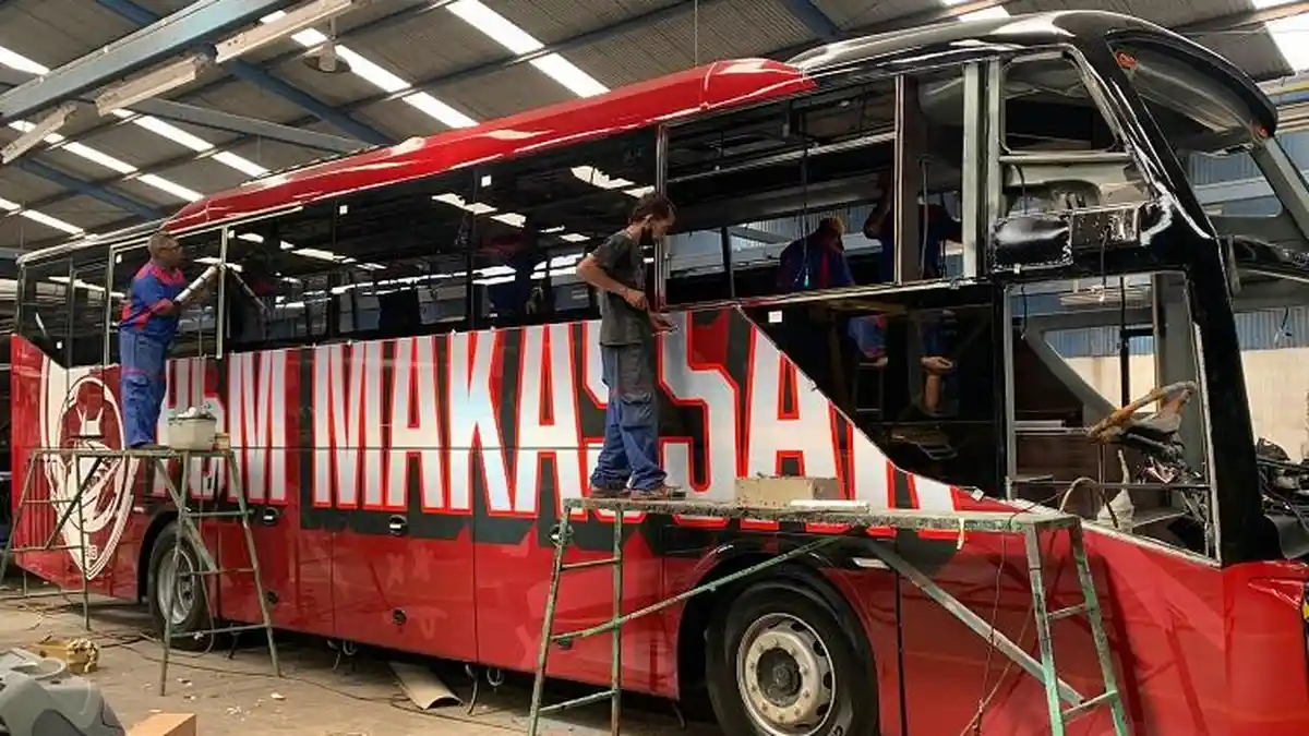 PSM Makassar Sambut Musim Super League 2025/2026 dengan Bus Baru Mewah: Suntikan Semangat dan Efisiensi Transportasi