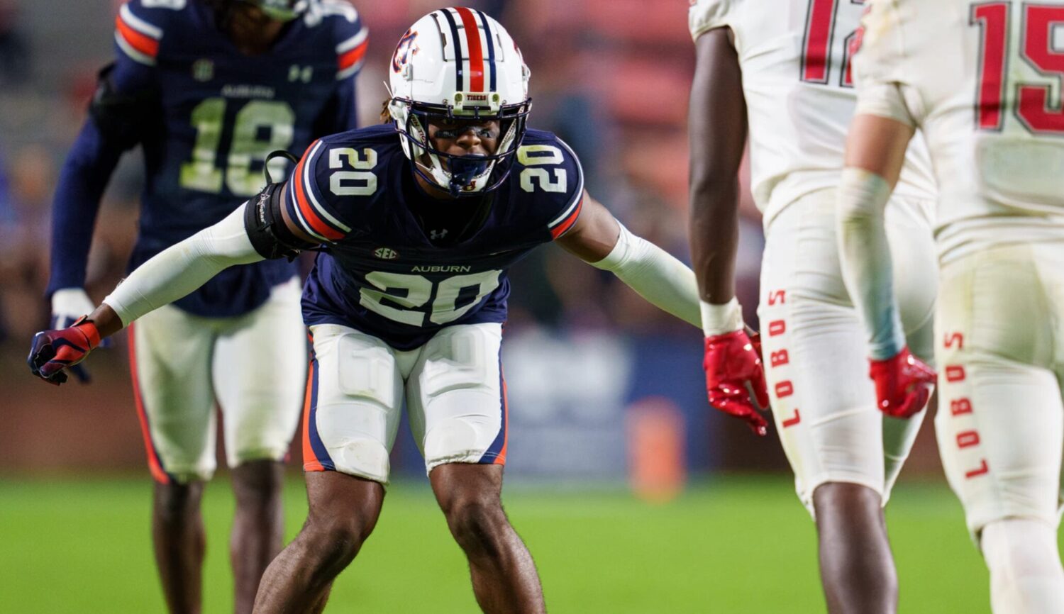 Tennessee Secures Top Cornerback Talent: Kayin Lee Transfers from Auburn