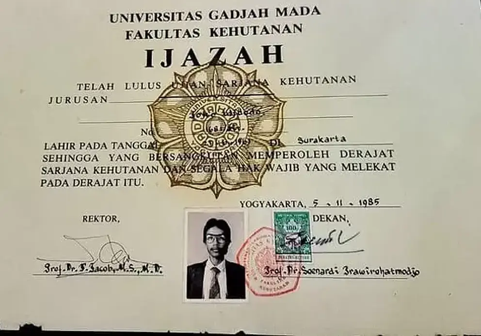 Analisis Ilmiah Multidisiplin Ungkap Keaslian Ijazah Presiden Jokowi: Proses Hukum Masih Berlanjut dan Mendalam