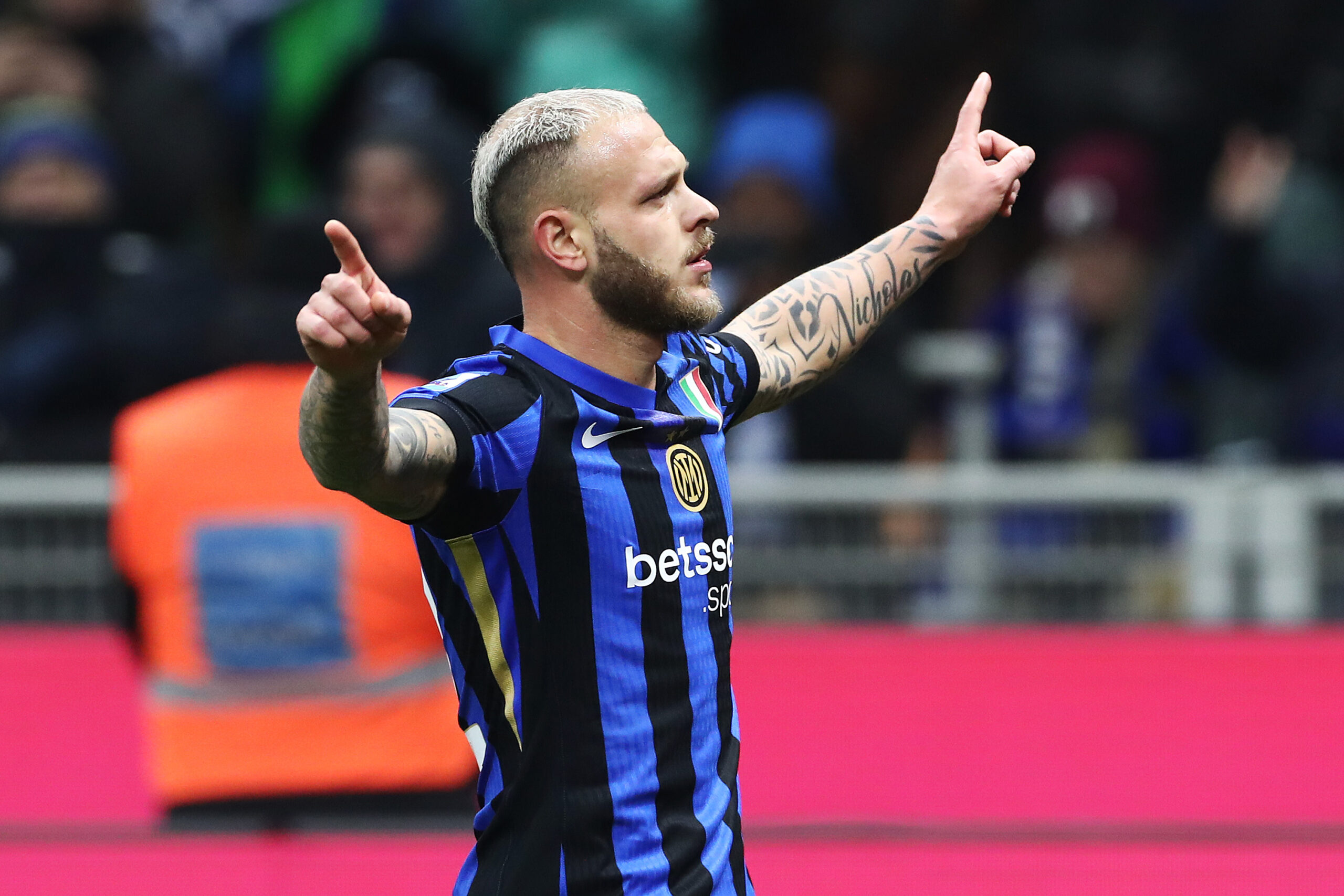 Federico Dimarco Pecahkan Rekor Assist, Inter Milan Kokoh di Puncak Klasemen Usai Taklukkan Lecce 2-0 di Via del Mare