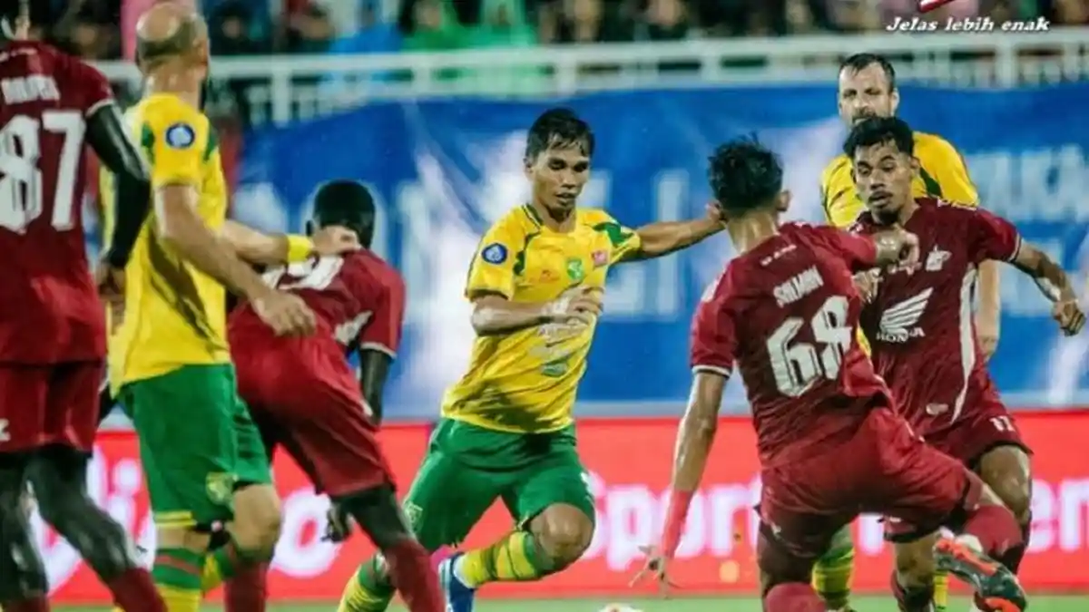 Tavares Berikan Kekalahan Menyakitkan ke PSM Makassar, Bajul Ijo Kandaskan Perlawanan Juku Eja 1-0, Makin Dekat ke Zona Degradasi