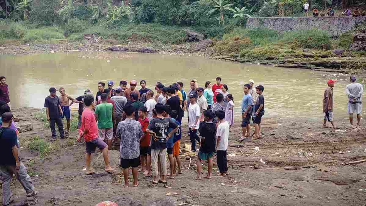 Tragedi Kanal Nuri: Bocah 11 Tahun Tenggelam saat Bermain Air, Upaya Penyelamatan Berujung Duka
