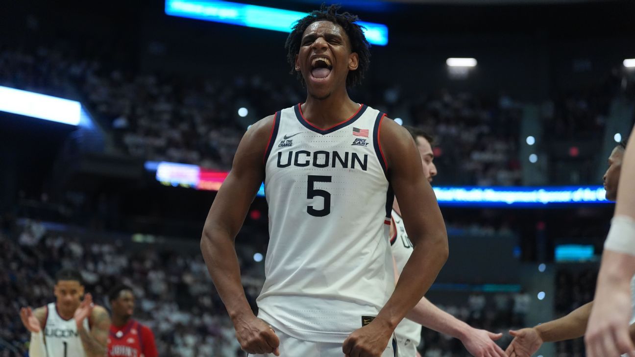 UConn Dominates St. John’s in Record-Breaking Blowout, Pitino Takes Full Blame