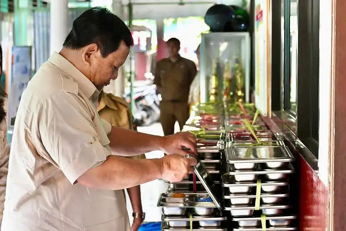 Akademisi UI Ungkap Sisi Lain Program Makan Bergizi Gratis (MBG): Potensi Ketergantungan dan Evaluasi Kebijakan Menyeluruh