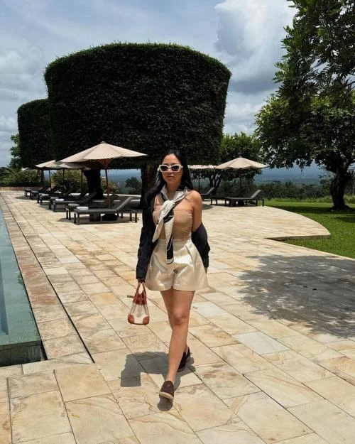 Babel Rizki & Rachel Vennya: Liburan Mewah di Swiss yang Memicu Kehebohan Netizen
