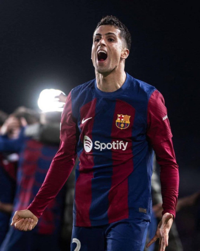 Barcelona Ingin Permanenkan Joao Cancelo Secara Gratisan, Al-Hilal Kirim Tagihan Rp260 Miliar