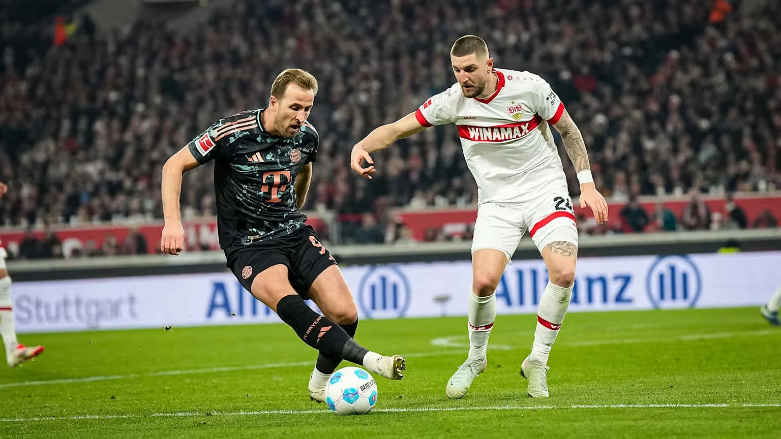 Bayern München Rayakan Ulang Tahun ke-125 dengan Kemenangan Besar, Namun Krisis Kiper Mengancam Dominasi di Bundesliga dan Liga Champions