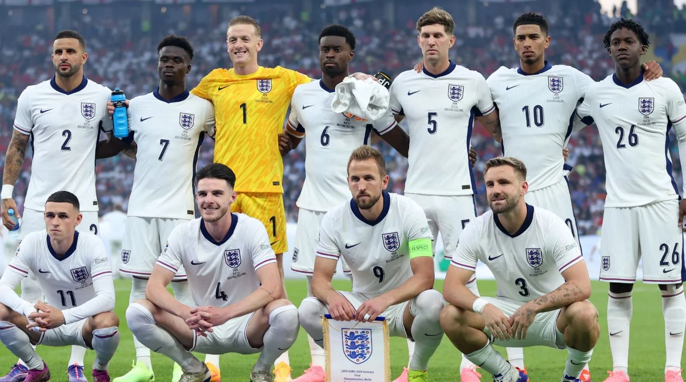 Ben White Kembali ke Timnas Inggris: Kisah Pengampunan, Persaingan, dan Harapan Piala Dunia 2026